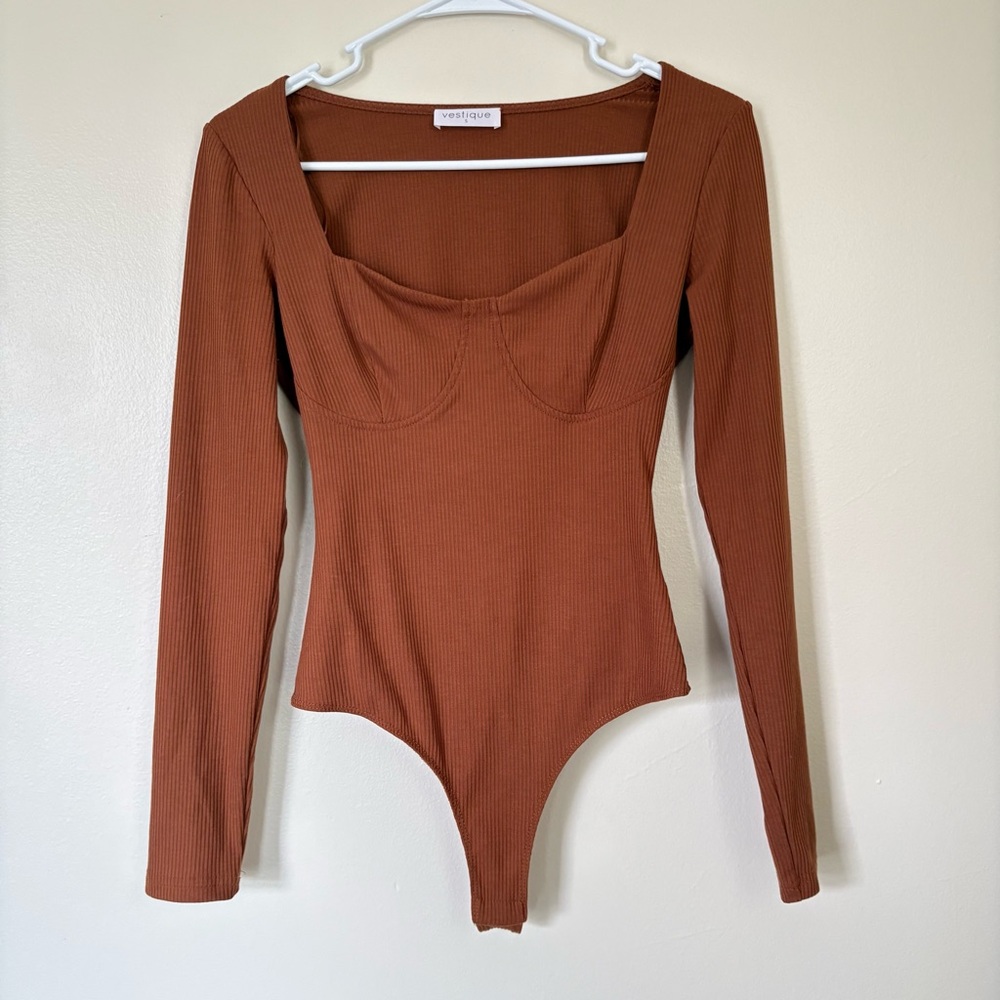 Vestique Bodysuit, Rust Ribbed Thong Style, Size Small